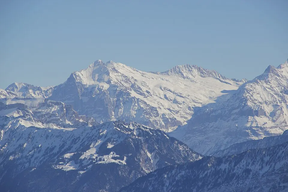 Wetterhorn, Mittelhorn and Bärglistock (16392324549)