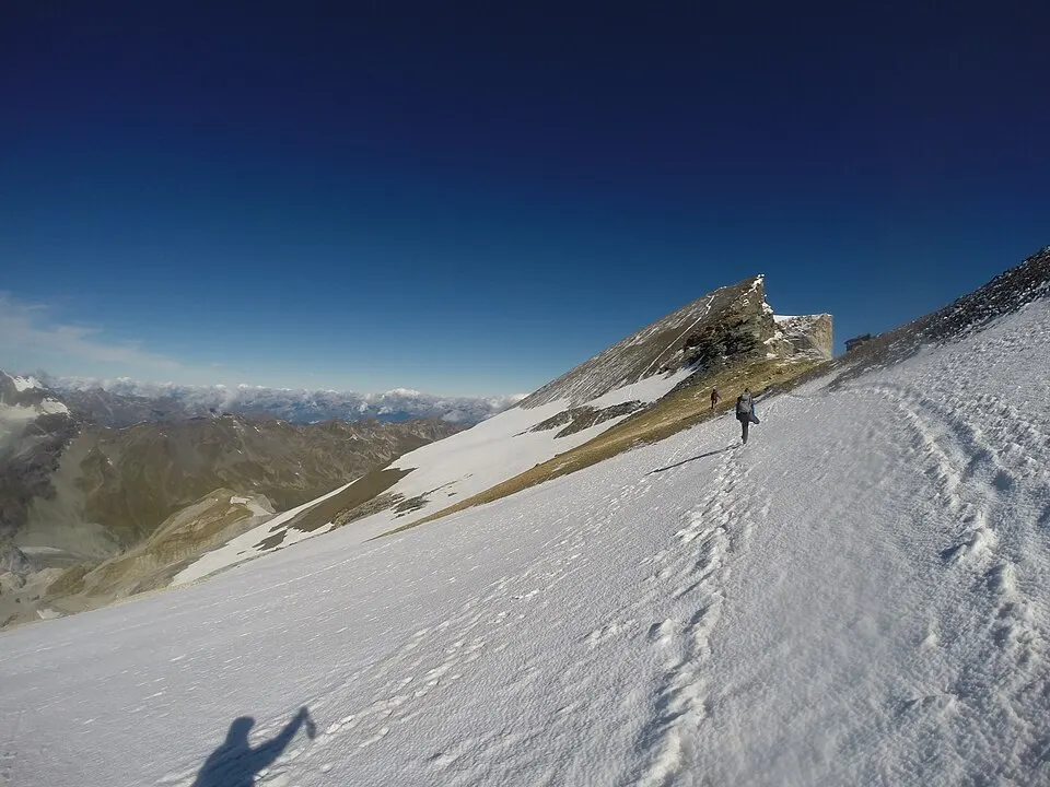 ÜssersBarrhornSeenFromWestFlankOfInnersBarrhorn