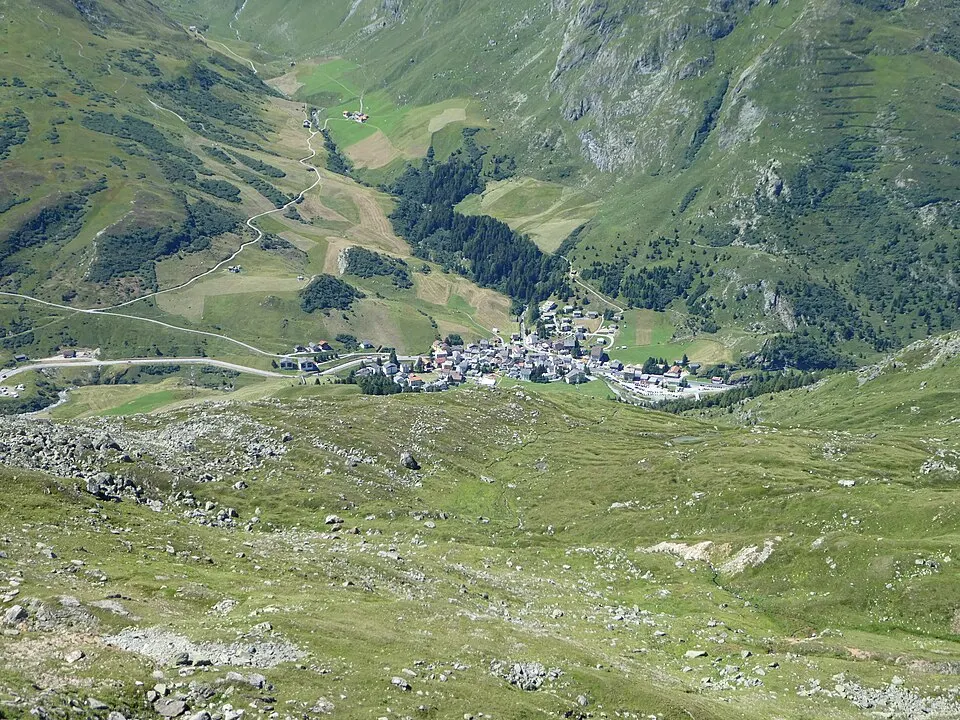 Bivio as seen from Piz Barscheinz