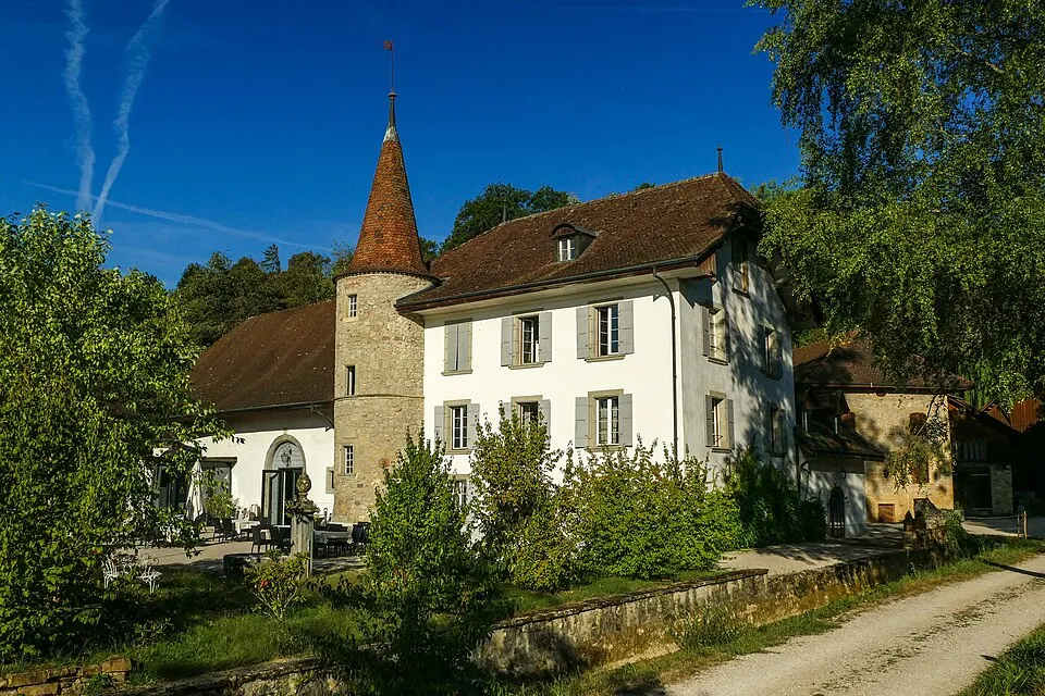 Château Salavaux — Vully les Lacs, château de Salavaux 02