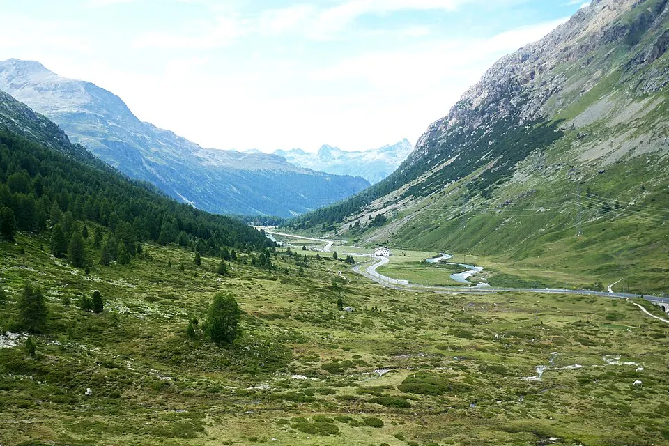 Diavolezza cable car — Val Bernina 3