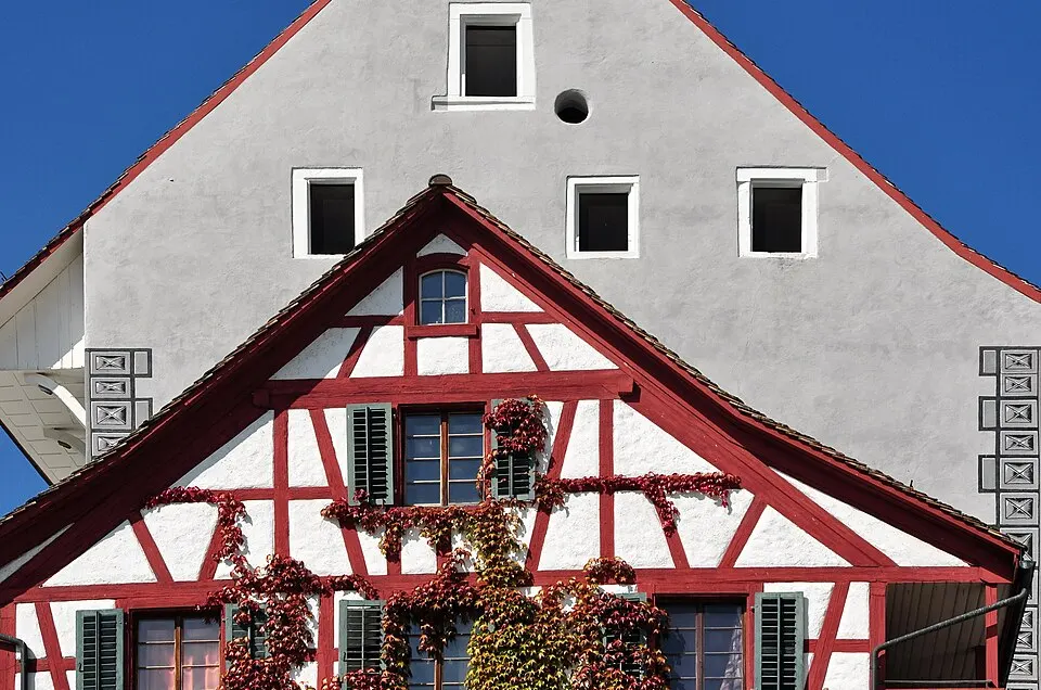 Gasthof Hirschen — Eglisau Gasthof zum Hirschen, Untergass 28 2011 09 21 12 31 18 ShiftN