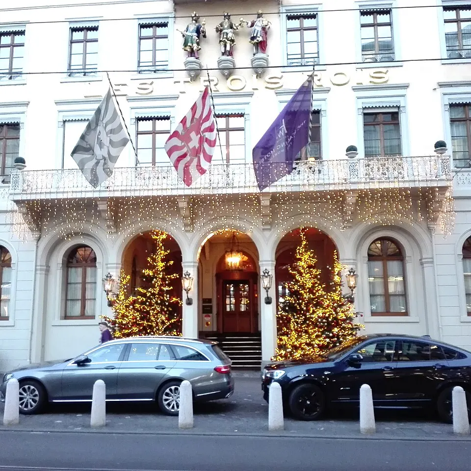 Grand Hotel Les Trois Rois — Grandios Hotel Les Trois Roos, Basel