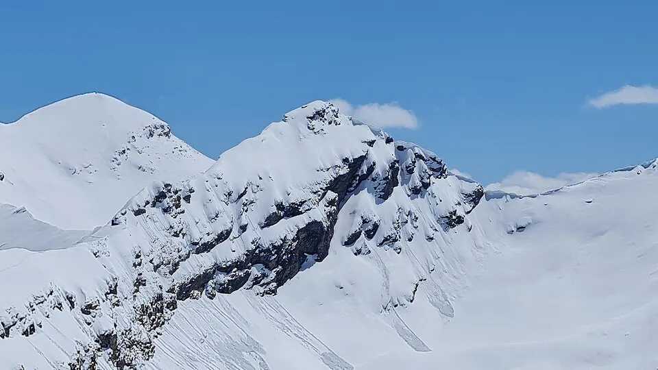 Cima di Camutsch as seen from Grosshorn (Avers)