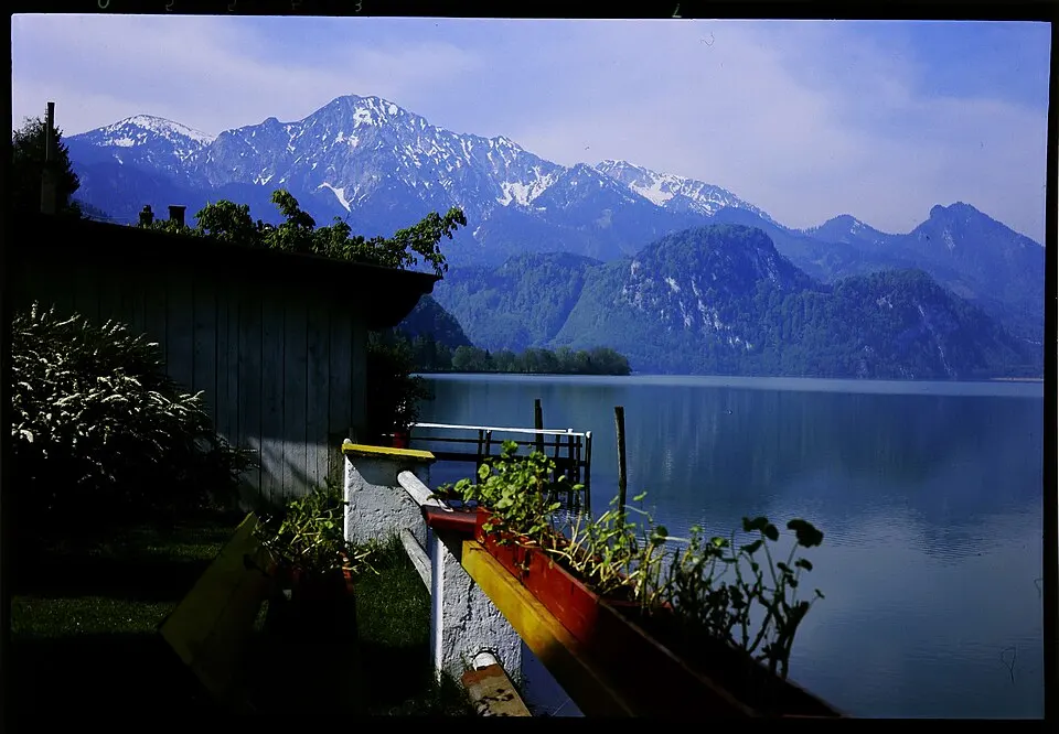 Hotel Terrasse am See — Kochel am See Hotel Terrasse, Grauer Bär, See und Herzogstand LABW Staatsarchiv Freiburg W 134 Nr. 096794