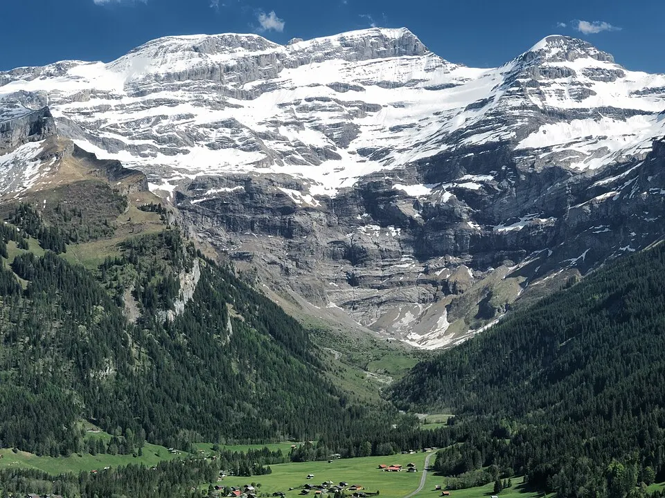 Les Diablerets / Glacier 3000 — Diablerets 3210 m