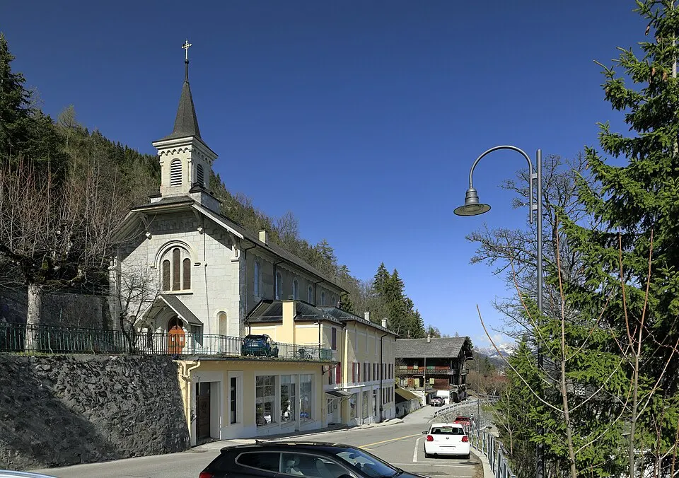 L03 439 Kirche Leysin