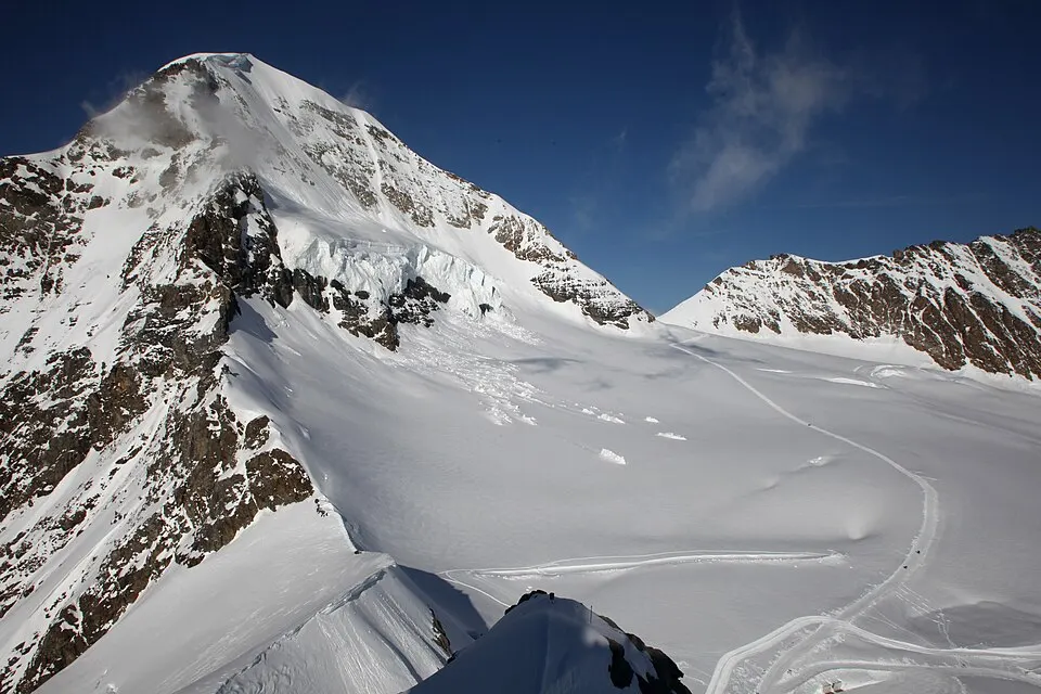 Versant sud du Mönch img 35465