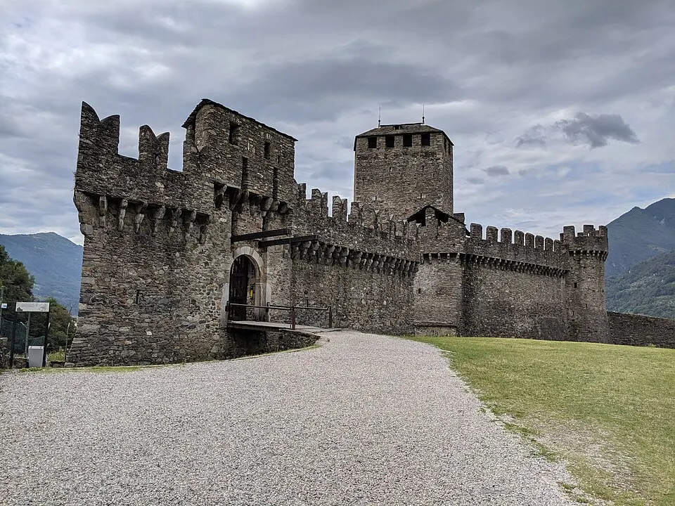 Montebello castle