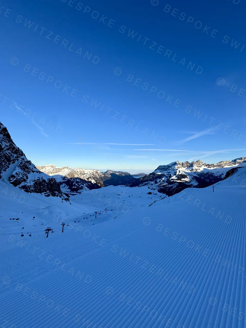 Engelberg-Titlis — Wide pistes at the Jochpass
