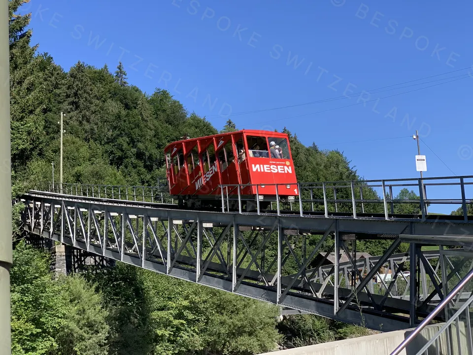 The Niesenbahn climbing out of Mülenen