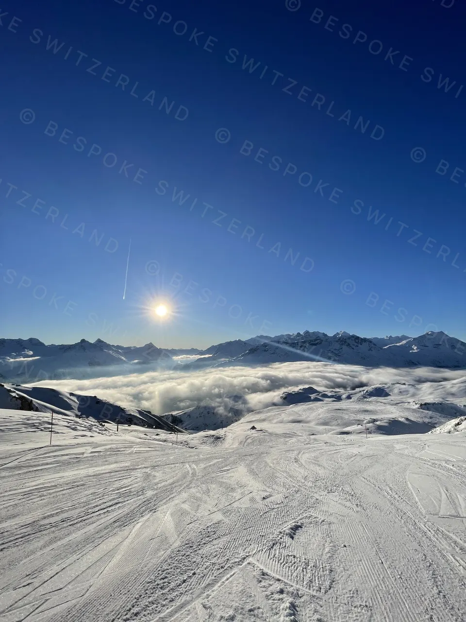 Piz Nair funicular and cable car — Sea of fog from the Piz Nair slopes
