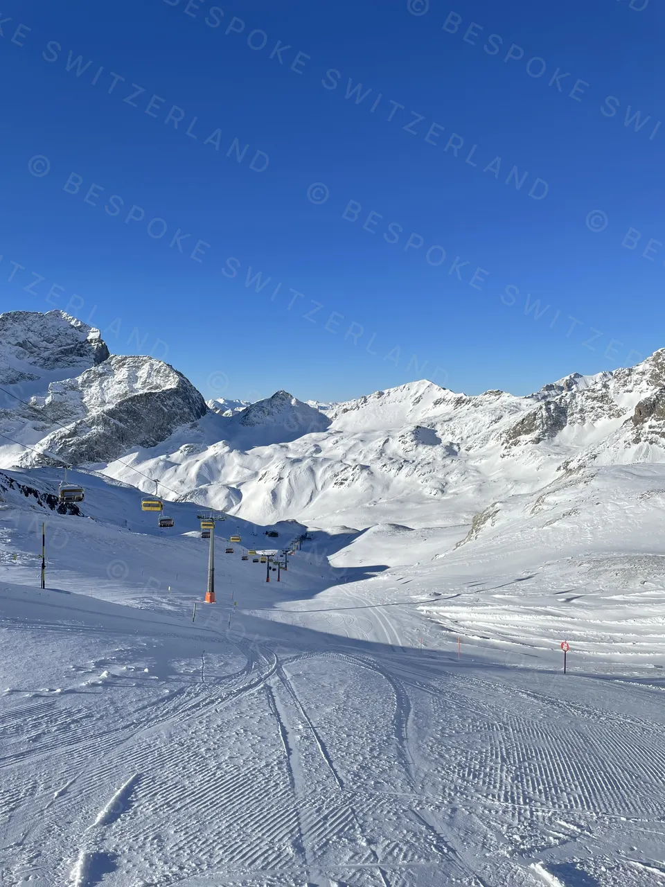 St. Moritz — Wide pistes between Corviglia and Piz Nair