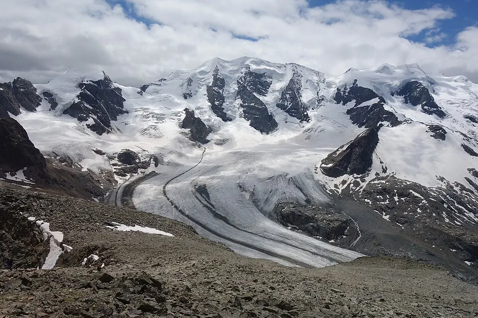Piz Palü (3 900 m) from Munt Pers Trail