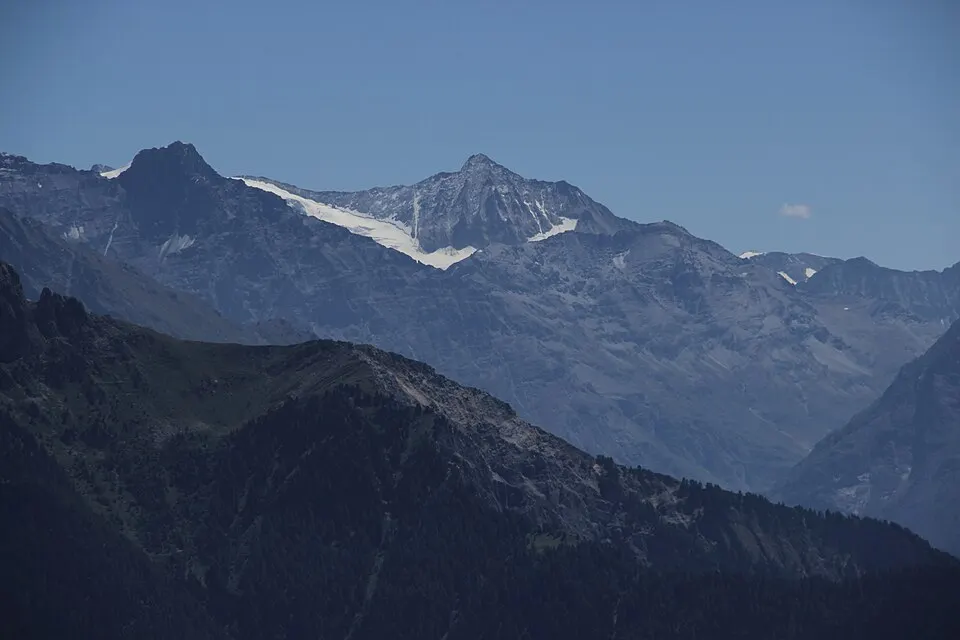 Le Pleureur and La Ruinette (20650396576)
