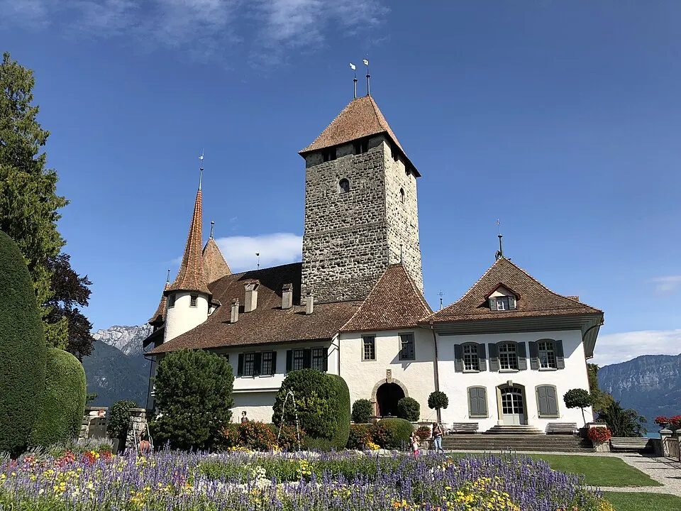 Spiez Castle — Spiez, Switzerland Castle