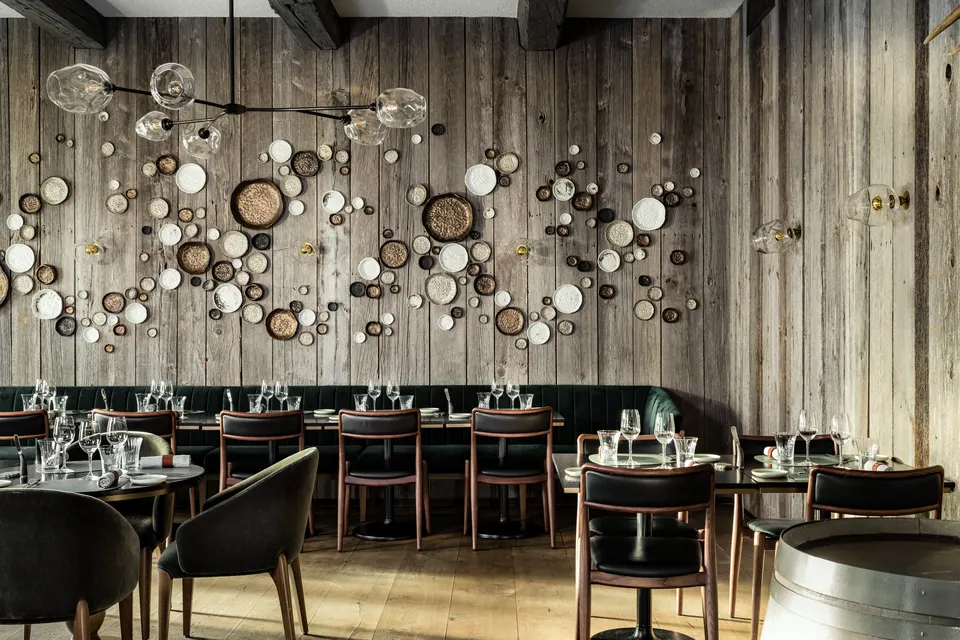 The Ritz-Carlton Hotel de la Paix, Geneva — The Ritz Carlton Hotel de la Paix, Geneva — Fiskebar