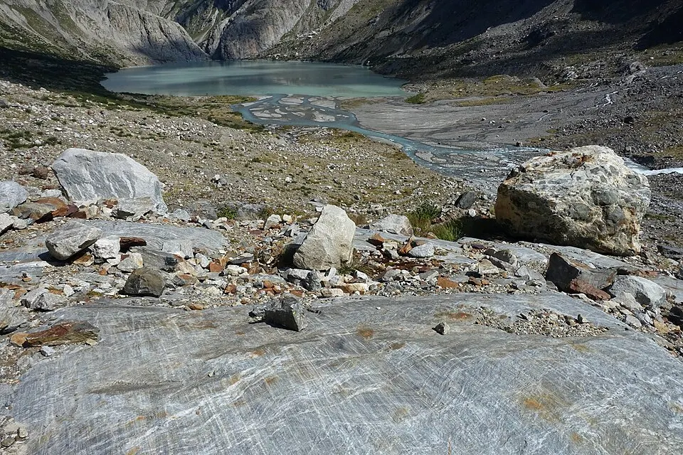 Trift Glacier — Glacier Foreland Striation Triftgletscher 1