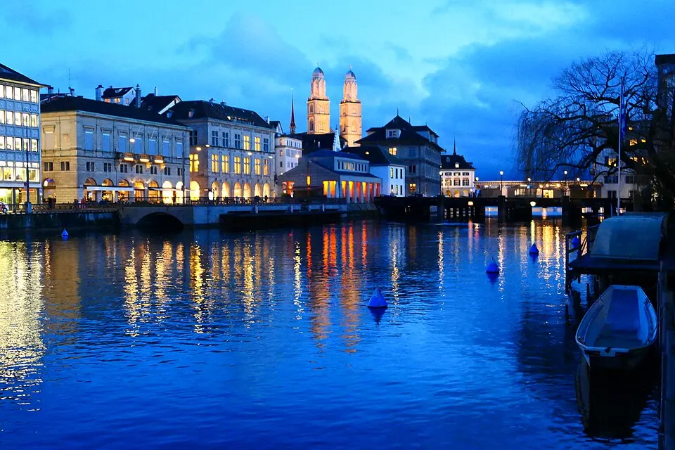 Zürich mit Altstadt, Limmat und Grossmünster
